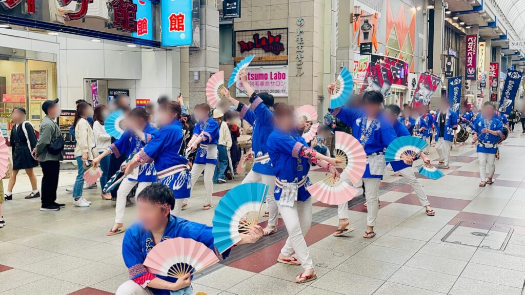 すずめ踊り